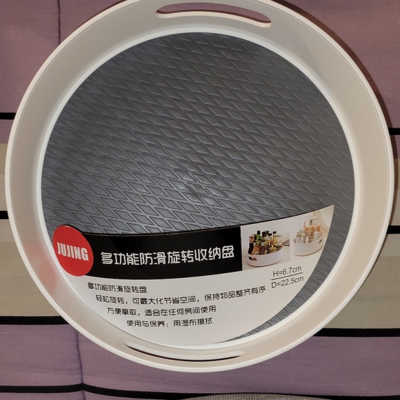 KisSealed 2 Pack Plastic Lazy Susan Turntable with Handle, Non-Skid - Picture 4 of 5